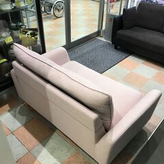 ★ジモティ割引あり★ローソファー ピンク W(幅)130×D(奥行き)76×H(高さ)62.2cm ※クリーニング済みの画像