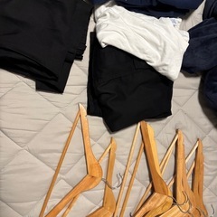 パーカーTシャツ　ズボン2着セット