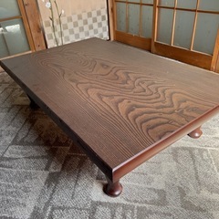 【引き取り限定】テーブル差し上げます！
