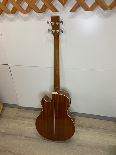 Antique Noel エレアコベース AB-550 NAT 廃盤品 Antique Noel エレアコベース AB-550 NAT 廃盤品 (リサイクルマート安