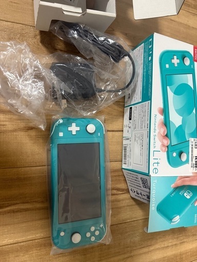 Nintendo Switch LITE ターコイズ スイッチライト