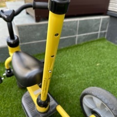 かじとり三輪車 1歳半〜5歳の画像