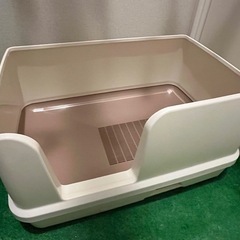 猫トイレ大型➕ペットシーツ150枚
の画像