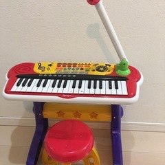 おもちゃピアノ（キッズキーボード）の画像