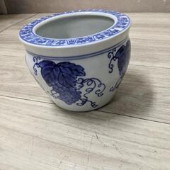 ミニ 火鉢 染付 陶器 睡蓮鉢 金魚鉢 メダカ鉢 陶器製の画像