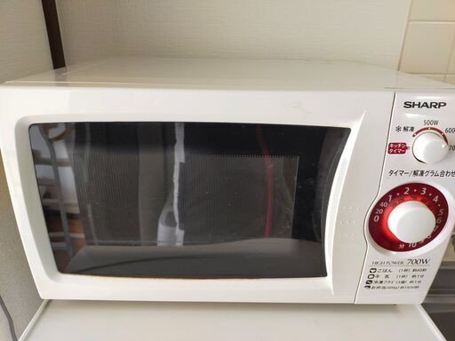 冷蔵庫、洗濯機、掃除機、電子レンジセットで2000円 (かちこ 冷蔵庫、洗濯機、掃除機、電子レンジセットで2000円 (かちこ