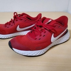 ⭕️お値下げ‼️NIKE レボリューション23.0cmの画像