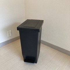 ニトリ　ゴミ箱[取引中]