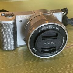 【中古】【外観綺麗】SONY α5000 ミラーレスデジタル一眼カメラの画像