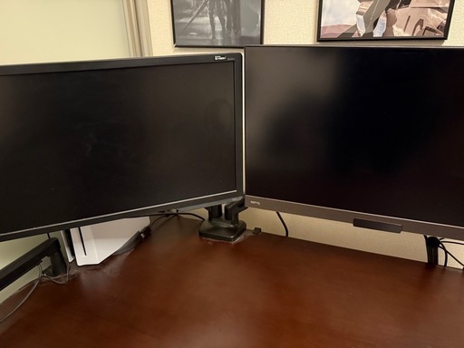 ゲーミングモニター2台とモニターアーム