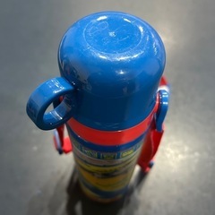 トミカの水筒の画像