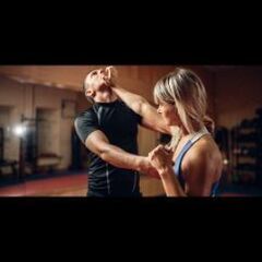 パーソナルトレーニング（エクササイズ太極拳、ピラティスエクササイズ、女性専門護身術)の画像