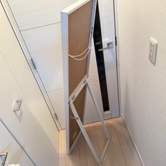 【終了】壁掛けスタンドミラーの画像
