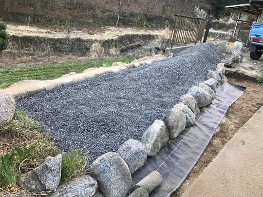 庭石(砕石)軽トラ1杯500kg