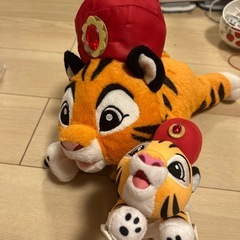ディズニーぬいぐるみアラジンと🧞‍♂️魔法のランプの虎🐯の画像