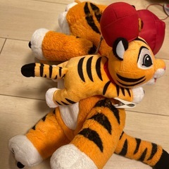 ディズニーぬいぐるみアラジンと🧞‍♂️魔法のランプの虎🐯の画像