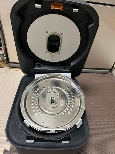 日立 炊飯器 5.5合 圧力&スチームIHふっくら御膳 RZ-V100EM-2021年製