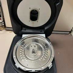 日立 炊飯器 5.5合 圧力&スチームIHふっくら御膳 RZ-V100EM-2021 日立 炊飯器 5.5合 圧力&スチームIHふっくら御膳 RZ-V100EM-2021
