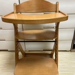 カトージ　子供用チェアーの画像