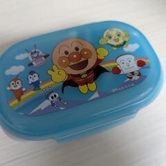 (445)【¥ 500】【美品】アンパンマンフォーク付ランチBO...
