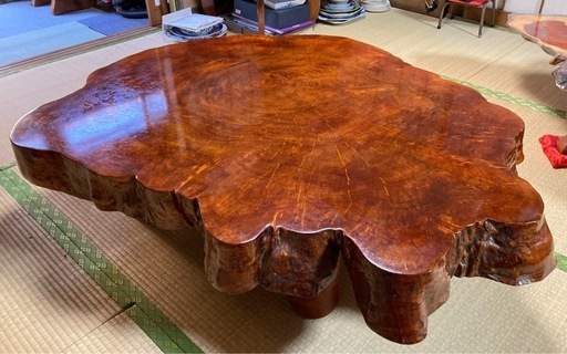 最終値下げしました。栃の木(トチノキ) 天然木座卓　大きめテーブル 最終値下げしました。栃の木(トチノキ) 天然木座卓 大きめテーブル
