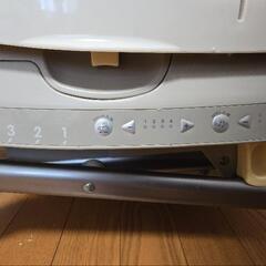 ハイローチェア（コンビ combi）の画像