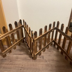 木の柵　二つありますの画像