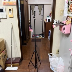 携帯電話専用の三脚の画像