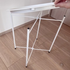 値下げしました！未使用コンパクトテーブルの画像