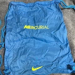 NIKEマーキュリアルの画像