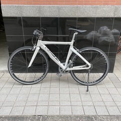 自転車 ブリヂストン HELMSコラボ