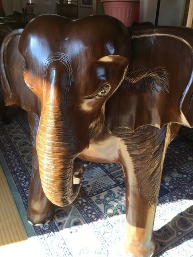 Elephant table set ; Thailand’s Artisanal Wood-carving handicrafts 