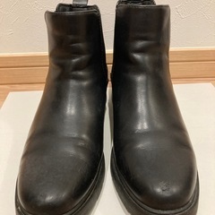 ショートブーツ

