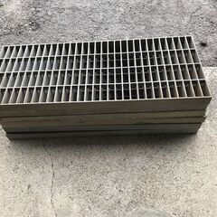 グレーチング　６枚　合計￥24000の画像