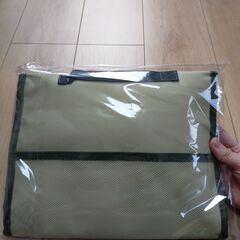 【新品】CAMPS　保冷温スクエアバッグ＆ポータブルレジャーシートの画像