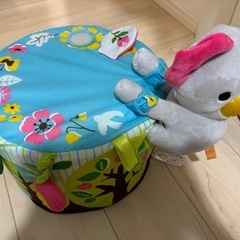 0歳玩具　遊びたっイス