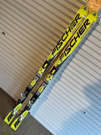 スキー板　FISCHER(フィッシャー) WORLDCUP GS RC4 R TUNE  175㎝