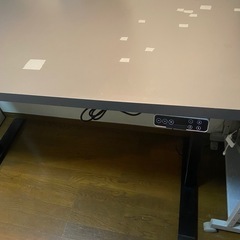 FLEXISPOT電動昇降デスクの画像