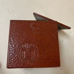 衣装盆とゴミ箱のセット　レトロ家具の画像