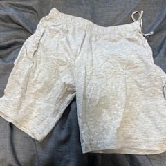 ハーフパンツ