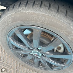 スタッドレスタイヤ　ホイール付き185/60R15 TOYOタイヤ
の画像