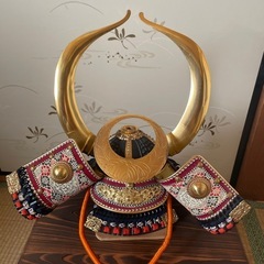 兜の置き物の画像