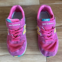 キッズ スニーカー ニューバランスの画像