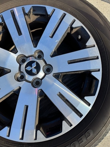 本日中可能な方5000円引き　デリカd5 タイヤホイール