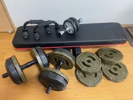 ダンベル　ベンチ　プッシュアップバー　腹筋ローラー