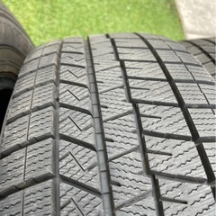 ダンロップ　スタッドレスタイヤ　195/65R15 の画像