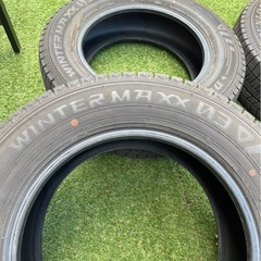 ダンロップ　スタッドレスタイヤ　195/65R15 の画像