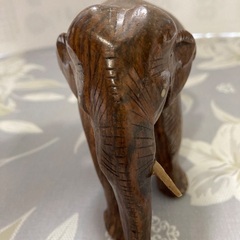 象の置き物の画像