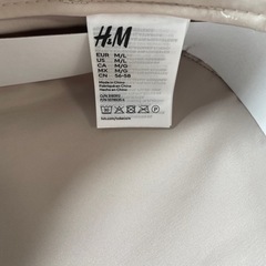 H＆M帽子未使用タグ付きの画像