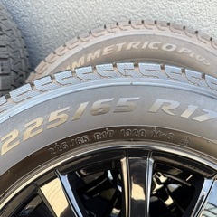 225/65R17アルミホイール付きスタッドレスタイヤPIRELLIピレリバリ山の画像